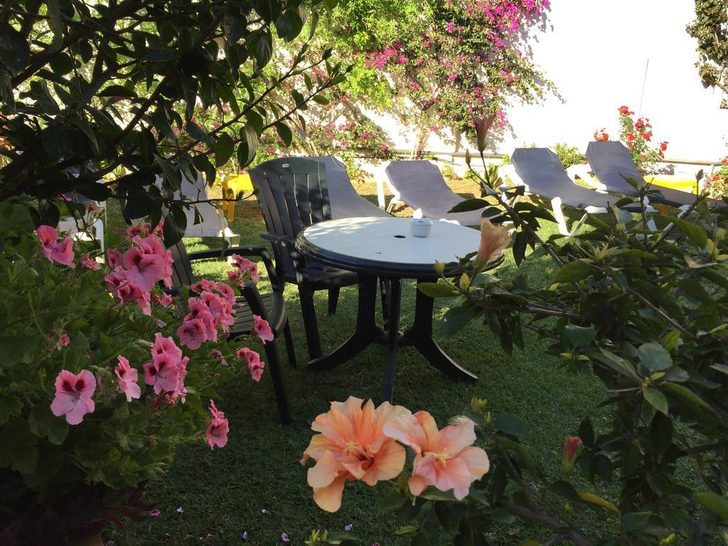 Hotel Carmen Teresa Torremolinos Kültér fotó