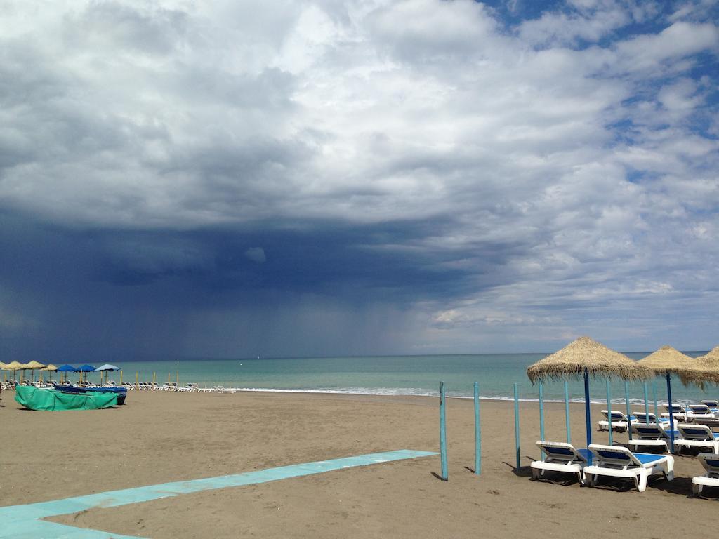 Hotel Carmen Teresa Torremolinos Kültér fotó